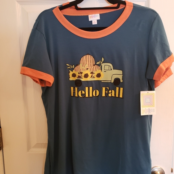 LuLaRoe Tops - Lularoe Liv T-shirt NWT *Multiple Sizes Available *